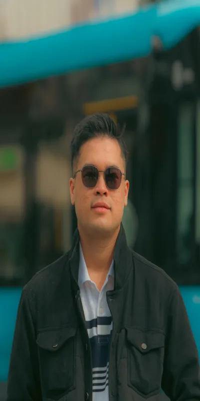 Raydi portrait photo